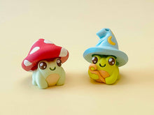 Load image into Gallery viewer, Magical Adorable Frog Clicker 3D Printed Fidget Keychain