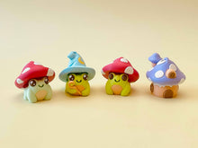 Load image into Gallery viewer, Magical Adorable Frog Clicker 3D Printed Fidget Keychain