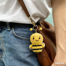 Load image into Gallery viewer, Crochet Kit for Beginners — Beatrice the Bee